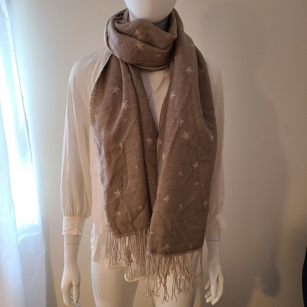 Scarf - Picture 3 of 10